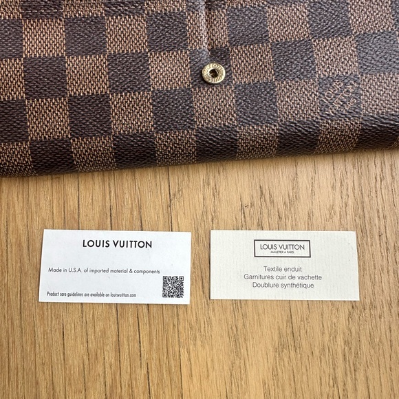 LOUIS VUITTON Sarah Wallet in Damier Ebene - Picture 6 of 9